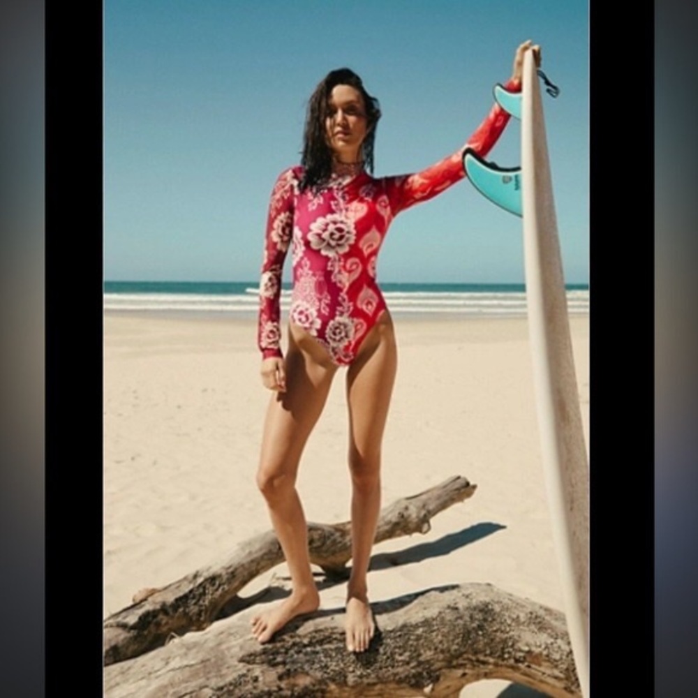 Agua Bendita Mei One Piece Surf Suit LG